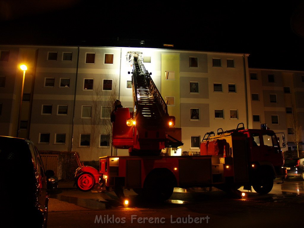 Brand Schlafzimmer Koeln Vingst Thorwalsenstr P17.JPG